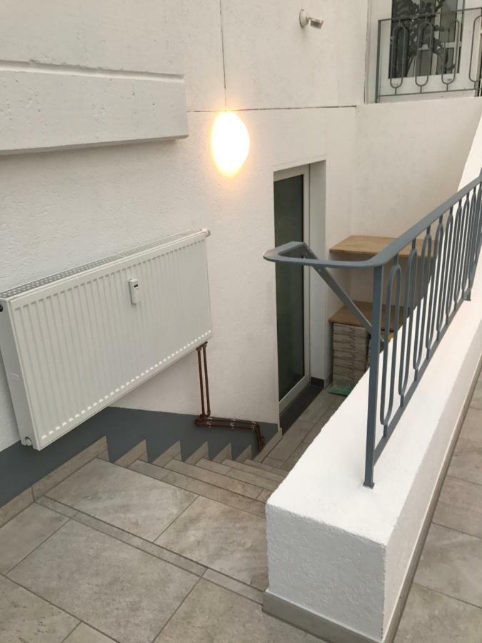 Ruhige Souterrainwohnung Leverkusen Exterior foto